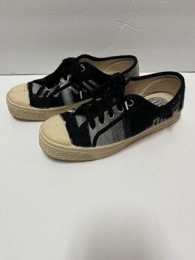 PENDLETON X US RUBBER Women’s Size 7 Low-Tops